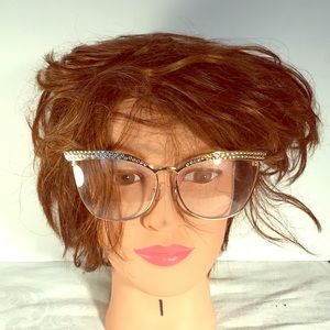 FUNKY OVERSIZED CATEYE GLASSES W/ RHINESTONES